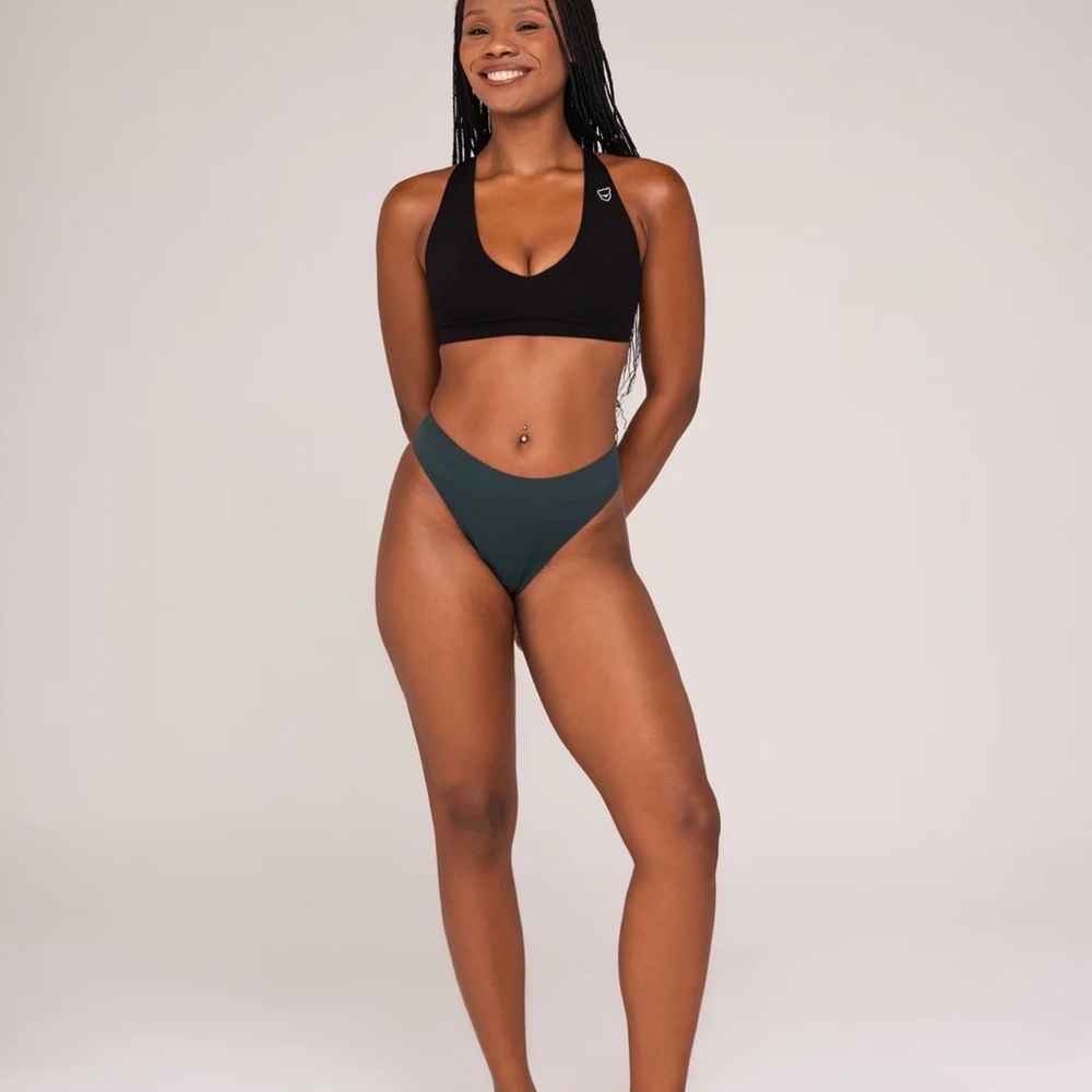 Bearass Bikinis SLEEP, SEEK & SWIM BIKINI TOP Small Black